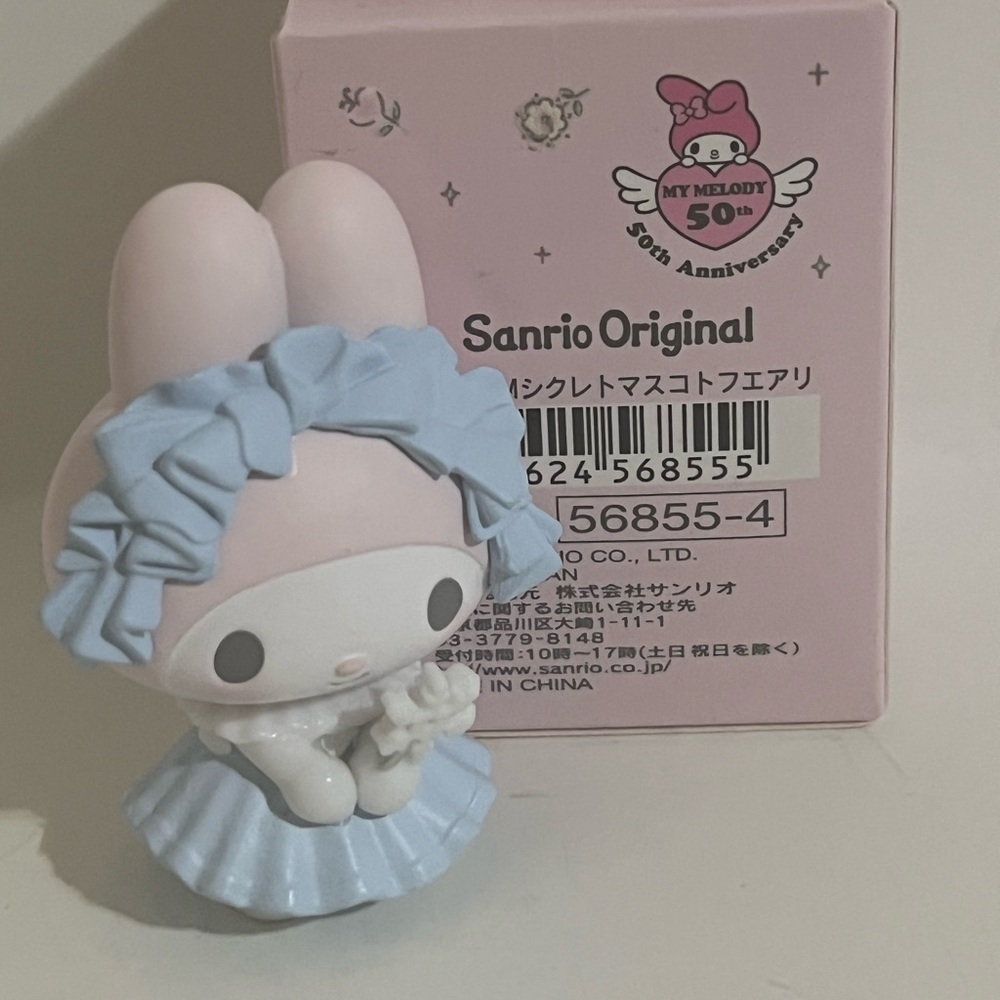 My Melody 50th Anniversary Snow Fairy Blind Box Figure (Japan) - Picture 5 of 7